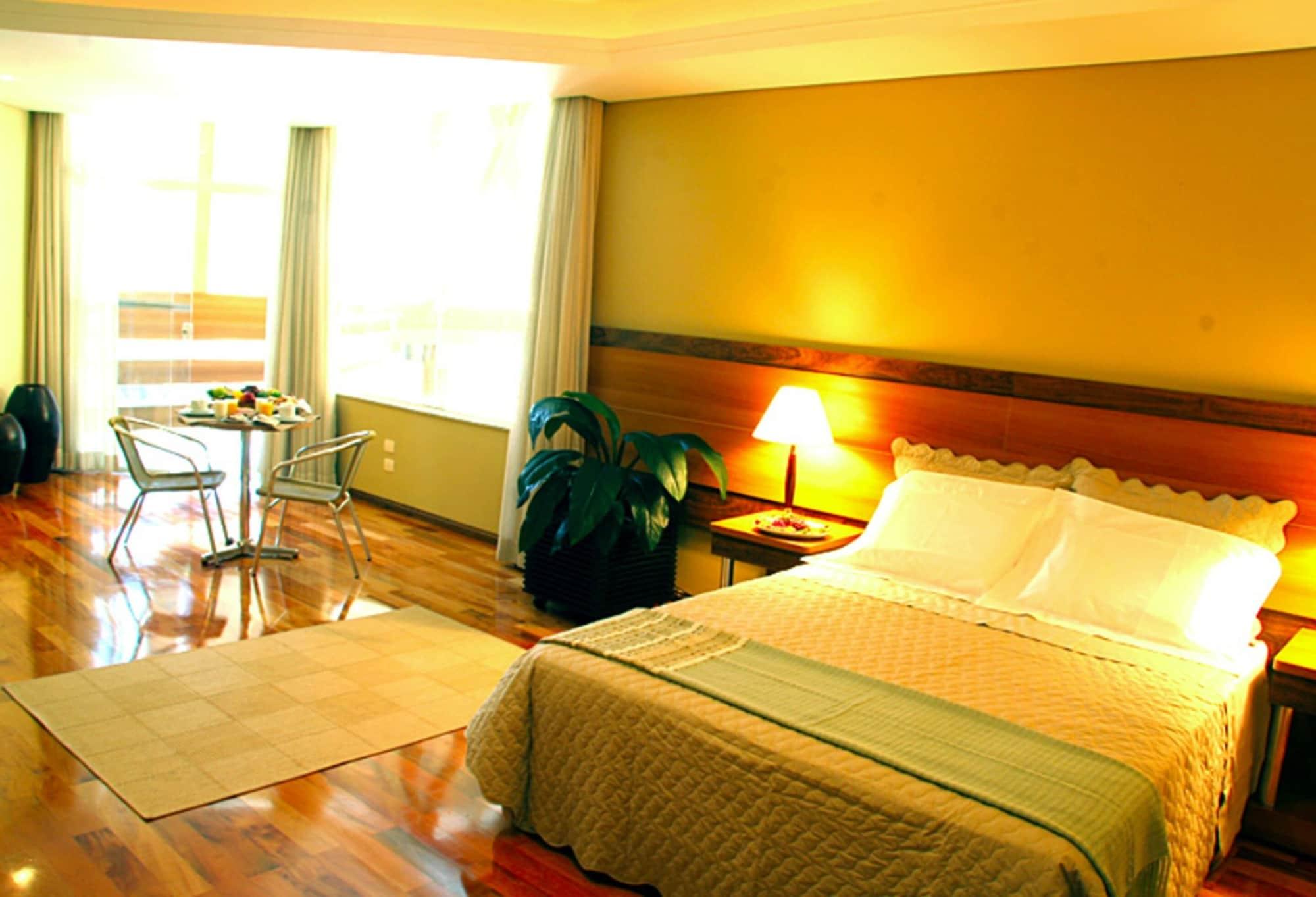 Recanto Cataratas - Thermas, Resort E Convention Foz do Iguacu Exterior photo A room at the hotel