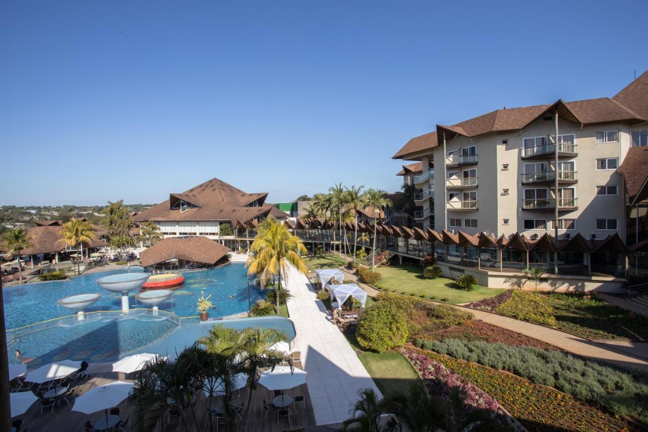 Recanto Cataratas - Thermas, Resort E Convention Foz do Iguacu Exterior photo The pool at the InterContinental Resort Hua Hin